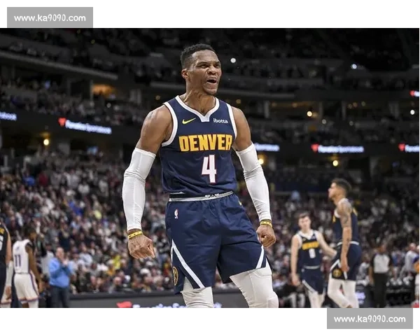 掘金硬碰雷霆西部强强对话揭示季后赛格局走向关键一战看球星博弈与战术升级