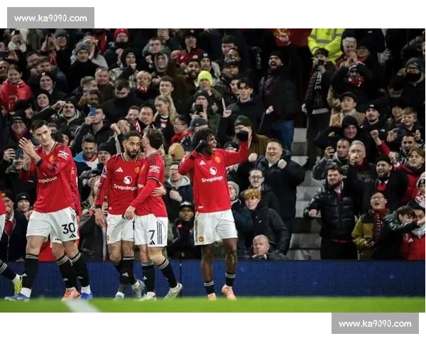 纽卡斯尔主场迎战曼联焦点对决英超争四形势再起关键波澜之夜